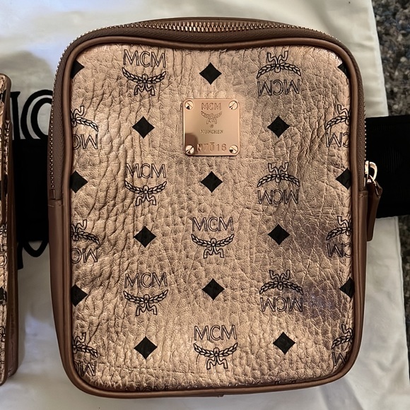 MCM Belt Bag - Picture 3 of 7